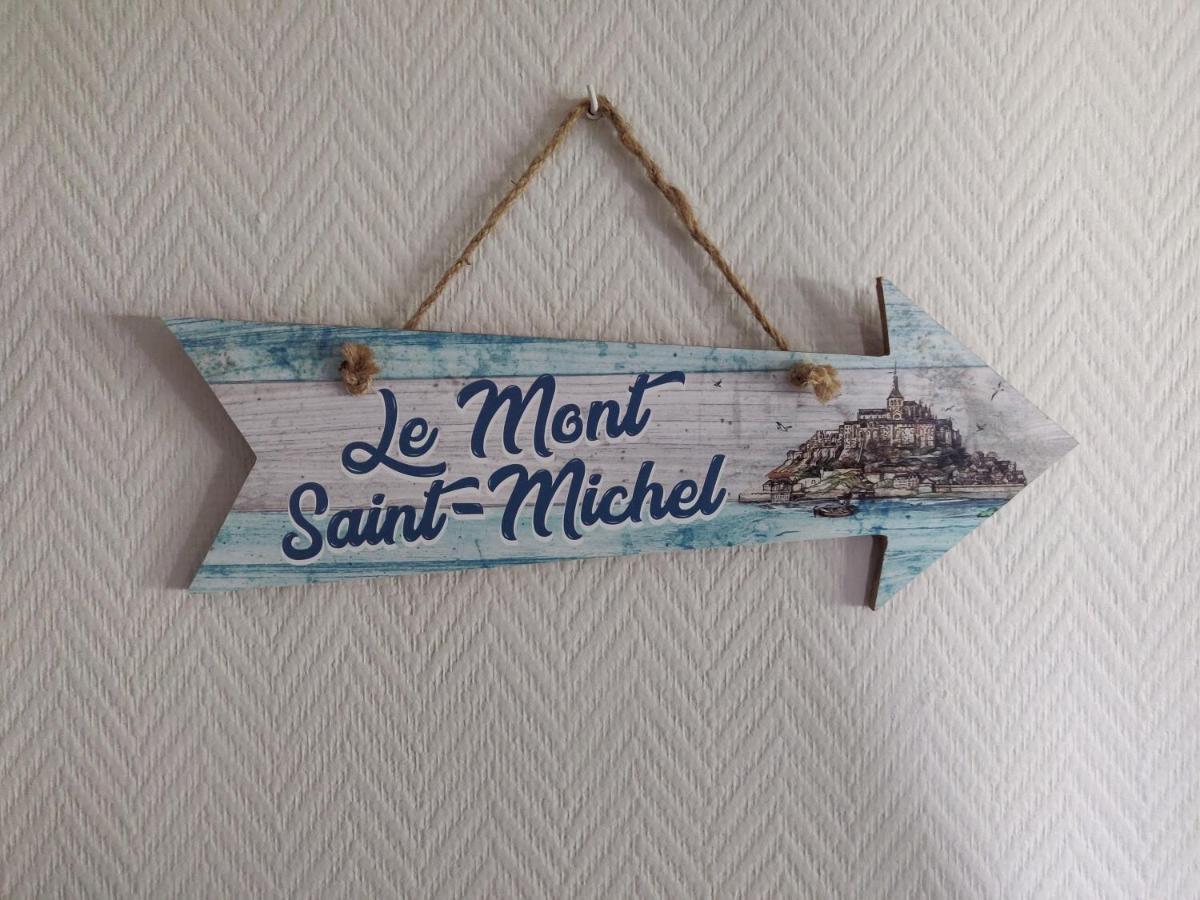 Les Fleurs Du Mont Bed and Breakfast Caux Exteriör bild